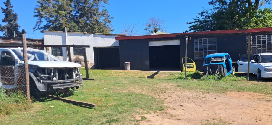 Commercial Property for Sale in Manor Heights Eastern Cape